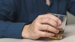 MORTES E DOENÇAS NO RASTRO DO CONSUMO ABUSIVO DE ÁLCOOL