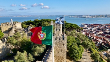 IMIGRANTES IMPULSIONAM MERCADO DE SEGUROS EM PORTUGAL